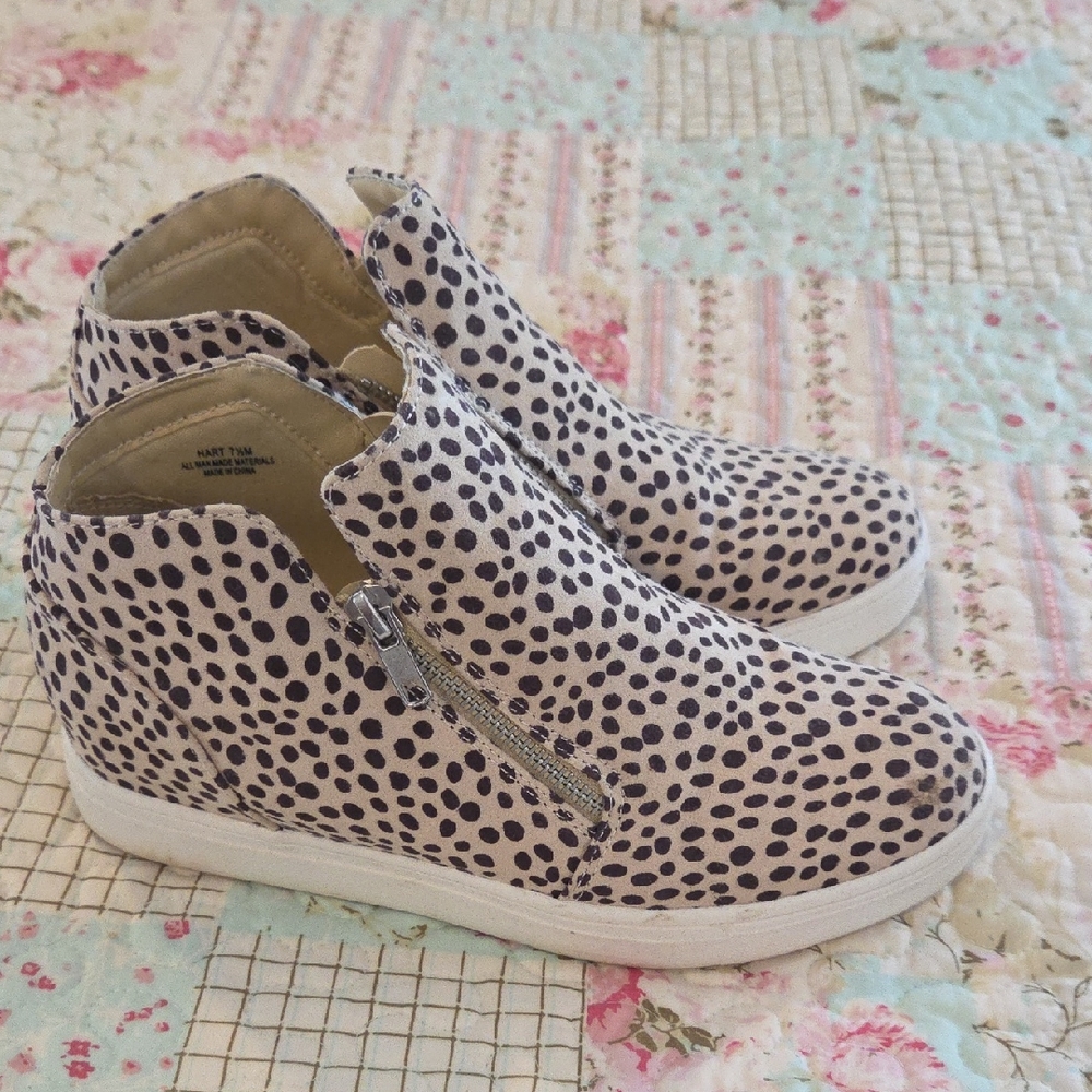 Stylish Polka Dot Women's Shoes